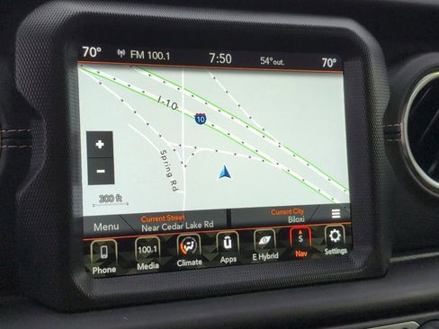 Used 2021 Jeep Wrangler Unlimited Rubicon 4xe w/ Cold Weather Group image 18