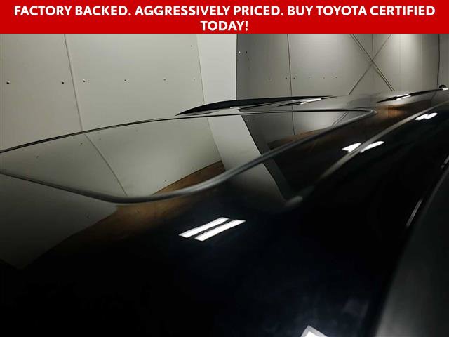 Used 2024 Toyota Sienna XLE FWD image 12