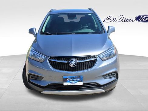 Used 2020 Buick Encore Preferred image 2