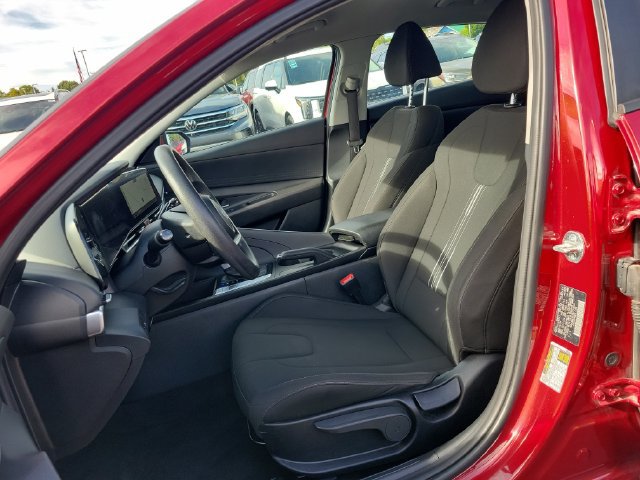 Used 2024 Hyundai Elantra SEL FWD image 6