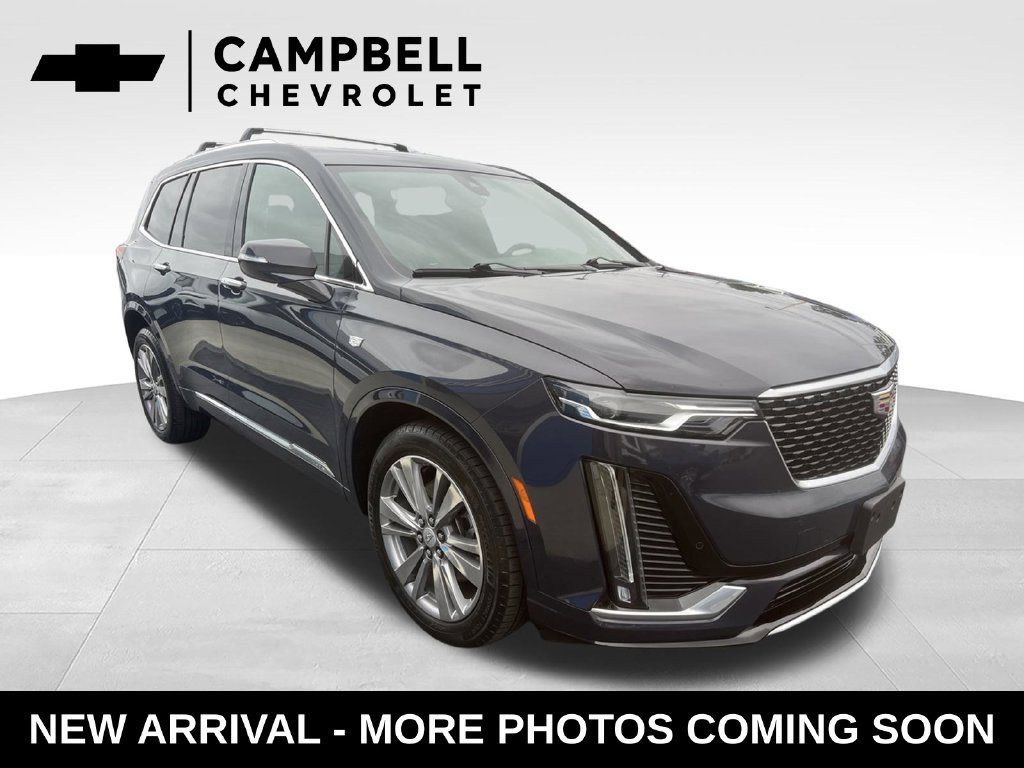 Used 2025 Cadillac XT6 Premium Luxury FWD image 7