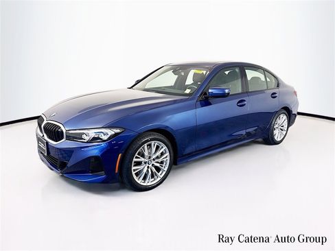 Used 2023 BMW 330i xDrive 330i xDrive w/ Driving Assistance Package image 3