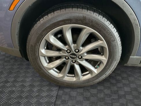 Used 2022 Lincoln Corsair AWD w/ Premium Package image 14