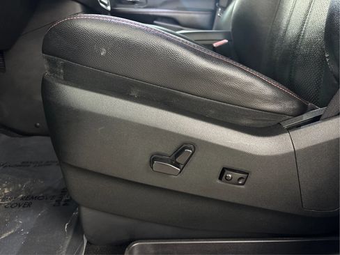 Used 2019 Dodge Grand Caravan GT FWD image 24