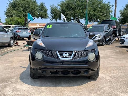 Used 2012 Nissan Juke SV FWD image 2
