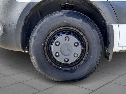 Used 2019 Mercedes-Benz Sprinter 170 image 10