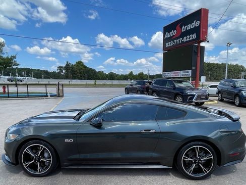 Used 2016 Ford Mustang GT Premium w/ Equipment Group 401A RWD image 5
