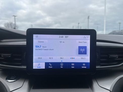 Used 2021 Ford Explorer XLT w/ Equipment Group 202A image 28