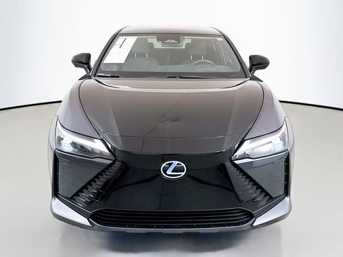 Used 2023 Lexus RZ 450e Premium w/ Accessory Package (2T) image 2
