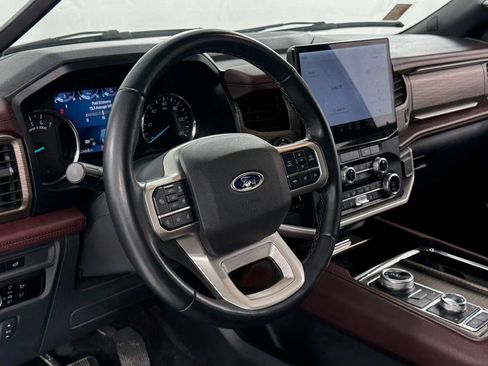 Used 2023 Ford Expedition Limited AWD/4WD image 38