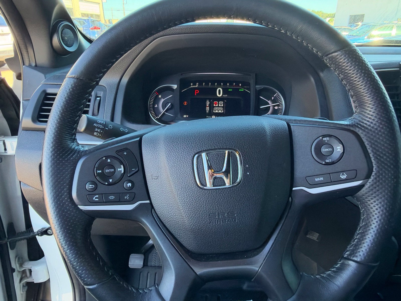 Used 2025 Honda Passport EX-L image 17