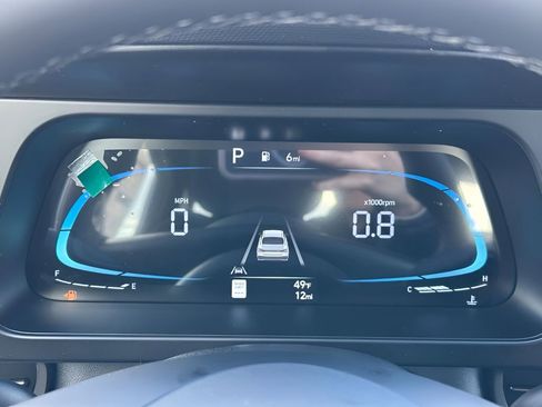 Used 2025 Hyundai Elantra Sport image 13