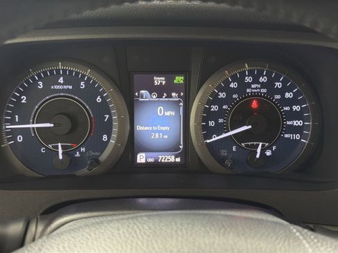 Used 2018 Toyota Sienna XLE image 17