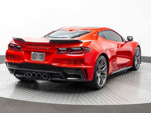 Used 2024 Chevrolet Corvette Z06 RWD image 22