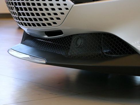 Certified 2021 Ferrari Roma image 22