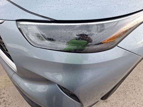 Used 2023 Toyota Highlander LE FWD image 10