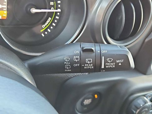 Used 2023 Jeep Wrangler Unlimited w/ 8.4" Radio Group image 24