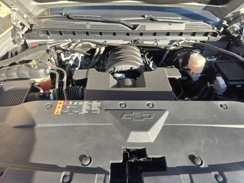 Used 2018 Chevrolet Silverado 1500 LT w/ Texas Edition image 15