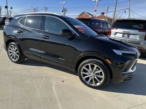 Used 2024 Buick Encore GX Avenir w/ Avenir Convenience Package image 31