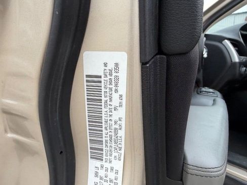 Used 2014 Jeep Cherokee Sport image 17