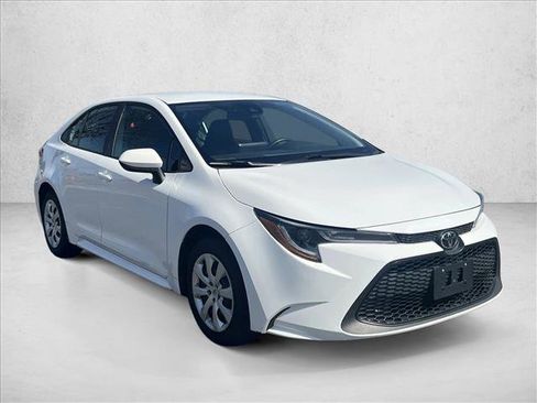 Certified 2022 Toyota Corolla LE image 24