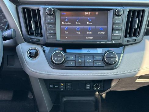 Used 2017 Toyota RAV4 Limited image 14