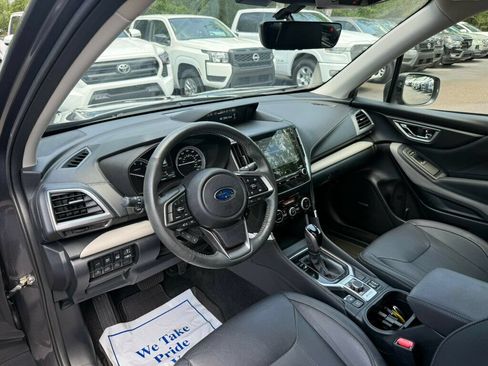 Used 2024 Subaru Forester Limited AWD/4WD image 3