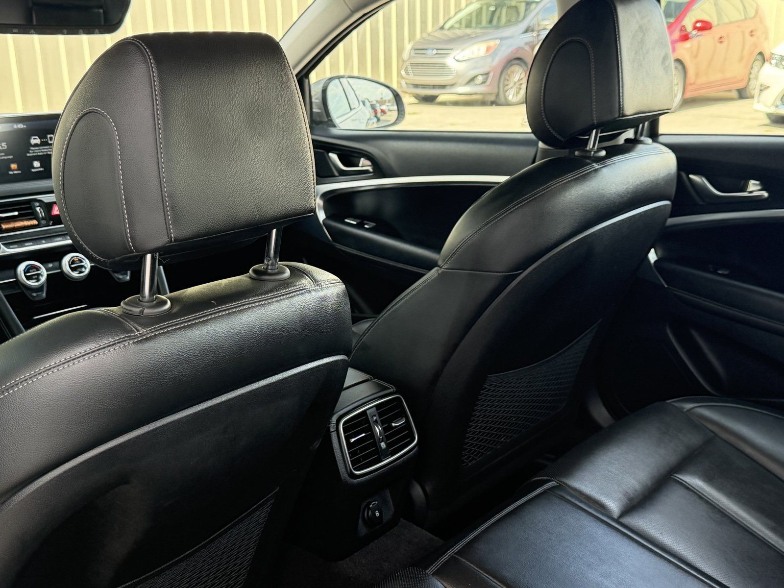 Used 2020 Genesis G70 2.0T RWD image 22