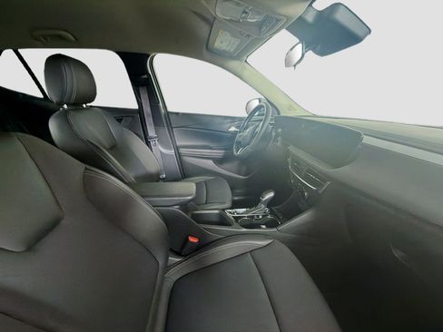Used 2025 Buick Encore GX Preferred FWD image 29