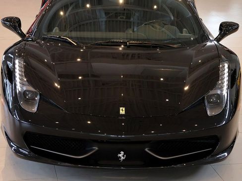 Used 2011 Ferrari 458 Italia Coupe RWD image 24