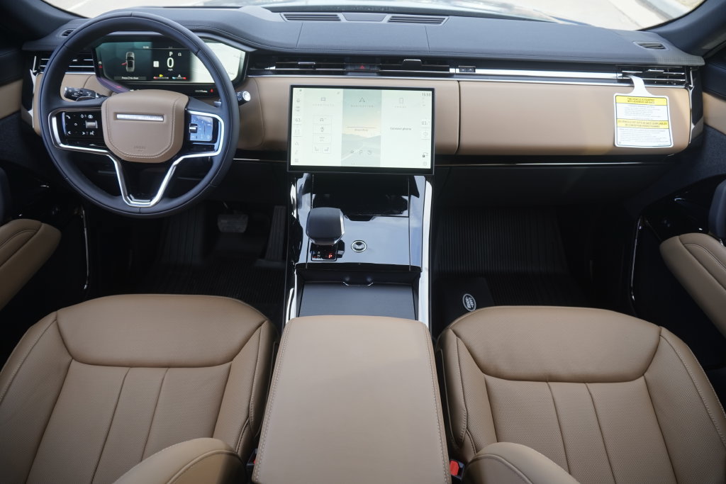 New 2026 Land Rover Range Rover Sport SE AWD/4WD image 9
