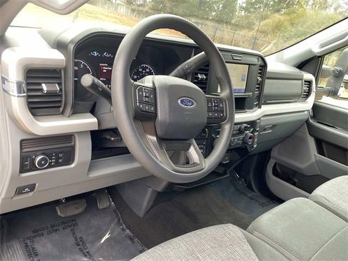 Used 2025 Ford F250 XLT image 22