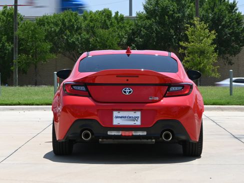Used 2026 Toyota GR86 Premium RWD image 7