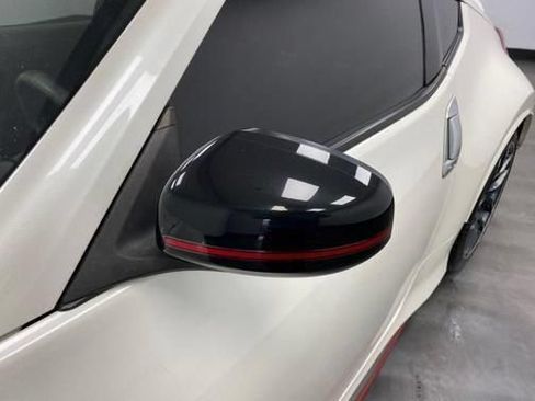 Used 2016 Nissan 370Z NISMO RWD image 13