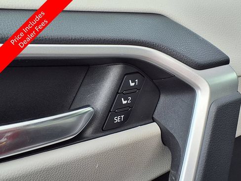 Used 2023 Toyota RAV4 XLE Premium AWD/4WD image 28