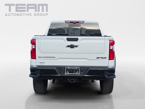 New 2026 Chevrolet Silverado 1500 ZR2 image 6