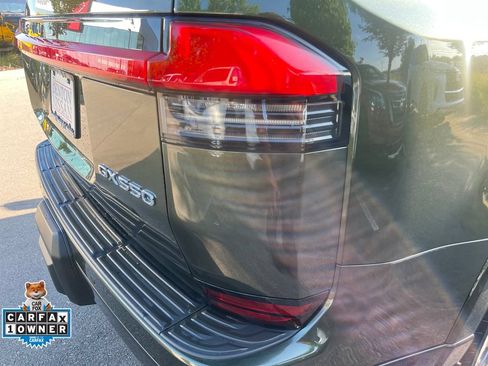 Used 2025 Lexus GX 550 w/ Accessory Package (2T) AWD/4WD image 44
