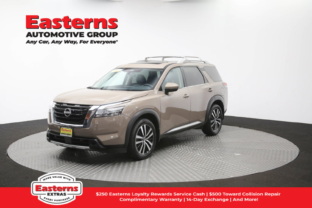 Used 2023 Nissan Pathfinder Platinum w/ Cargo Package AWD/4WD image 59
