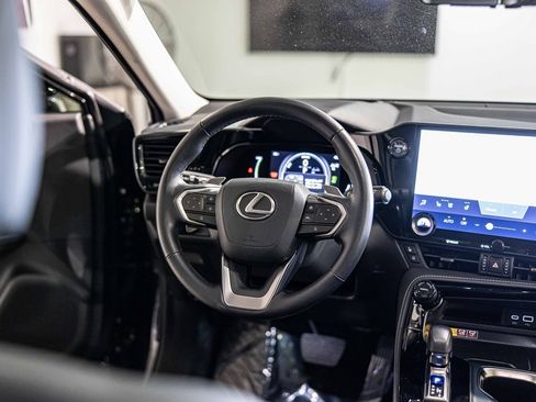 Used 2025 Lexus NX 450h+ 450h+ Luxury image 34