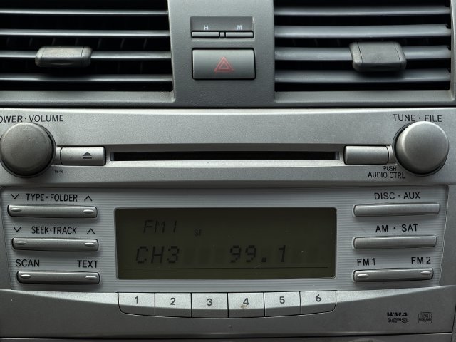 Used 2011 Toyota Camry LE w/ LE Extra-Value Pkg FWD image 17