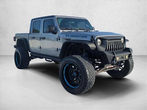 Used 2020 Jeep Gladiator Sport w/ Quick Order Package 24S AWD/4WD image 4