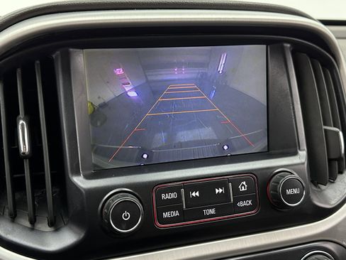 Used 2015 GMC Canyon SLT image 22