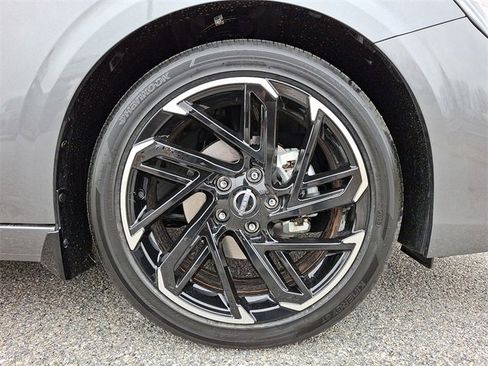 New 2026 Nissan Sentra SR w/ SR Premium Package image 8