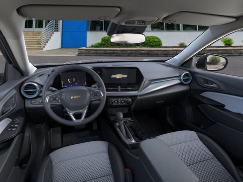 New 2026 Chevrolet Trax LT w/ LT Convenience Package image 15