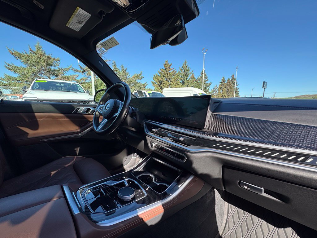 Used 2024 BMW X5 M60i AWD/4WD image 34