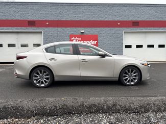Used 2025 MAZDA MAZDA3 s video 2