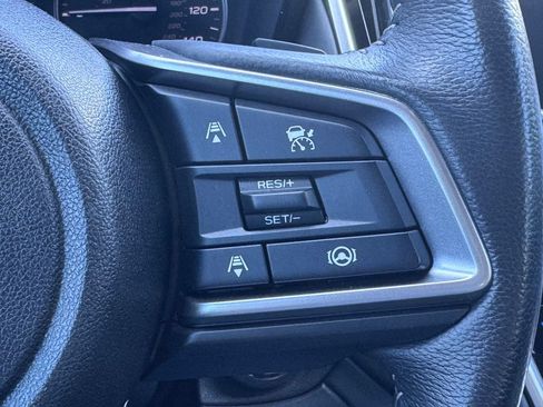 Used 2023 Subaru Outback Premium AWD/4WD image 7
