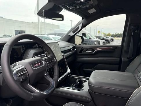 Used 2026 GMC Yukon Elevation w/ LPO, Floor Liner Package AWD/4WD image 17