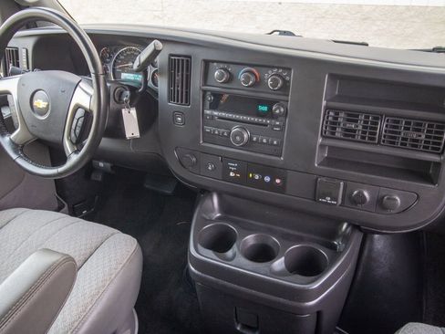 Used 2017 Chevrolet Express 3500 LT w/ LT Preferred Equipment Group image 18