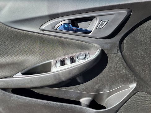 Used 2023 Chevrolet Malibu LT image 13